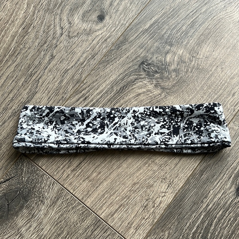 Lululemon headband